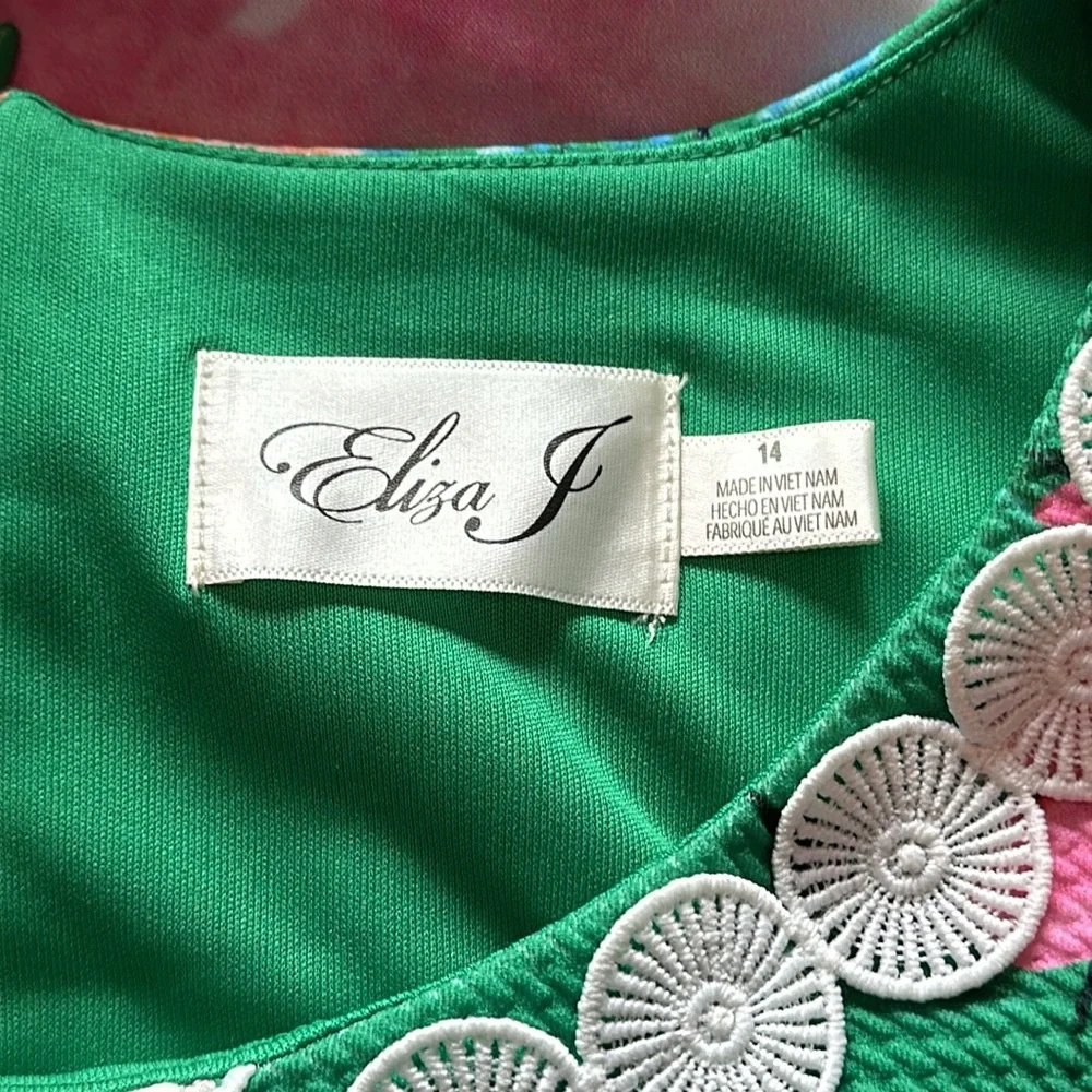 Eliza J Floral Mini Dress NWT - Picture 5 of 9